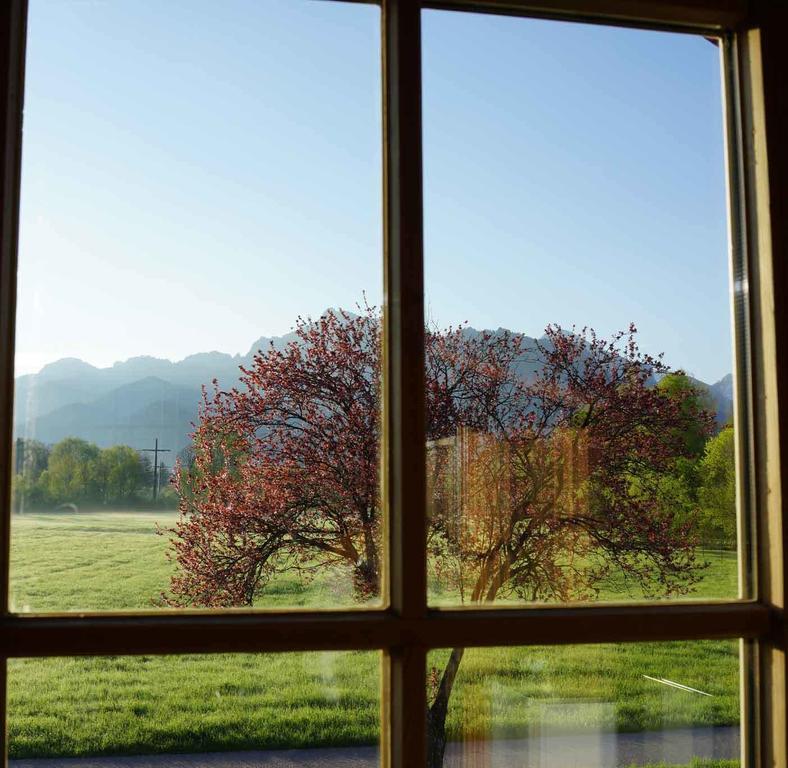 Ferienwohnung Romantik Im Roten Haus Füssen الغرفة الصورة