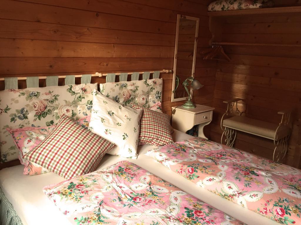 Ferienwohnung Romantik Im Roten Haus Füssen المظهر الخارجي الصورة