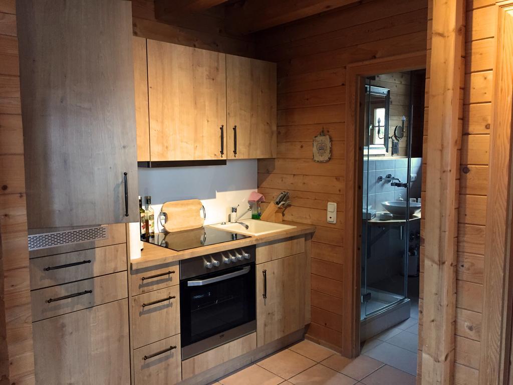 Ferienwohnung Romantik Im Roten Haus Füssen المظهر الخارجي الصورة