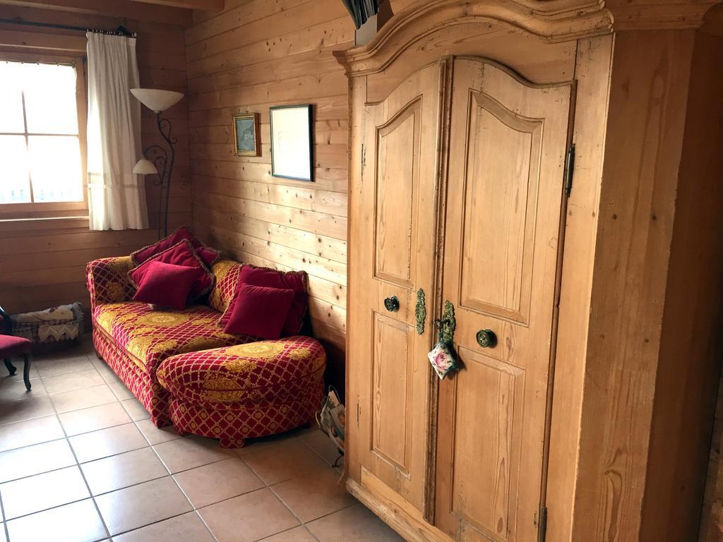 Ferienwohnung Romantik Im Roten Haus Füssen المظهر الخارجي الصورة
