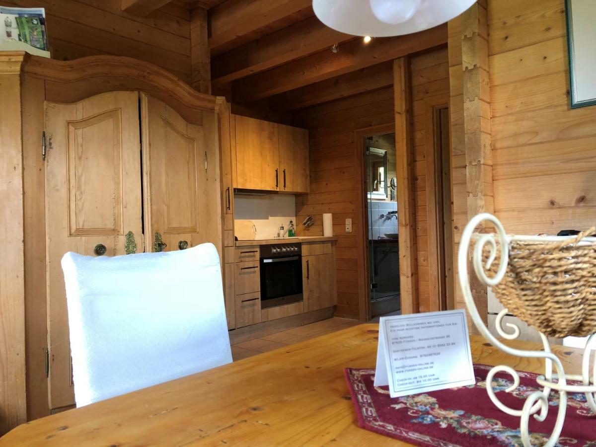 Ferienwohnung Romantik Im Roten Haus Füssen المظهر الخارجي الصورة