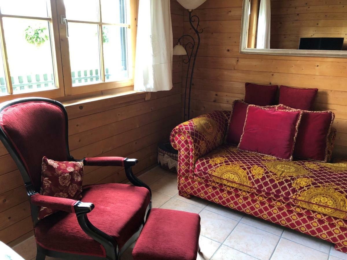 Ferienwohnung Romantik Im Roten Haus Füssen المظهر الخارجي الصورة